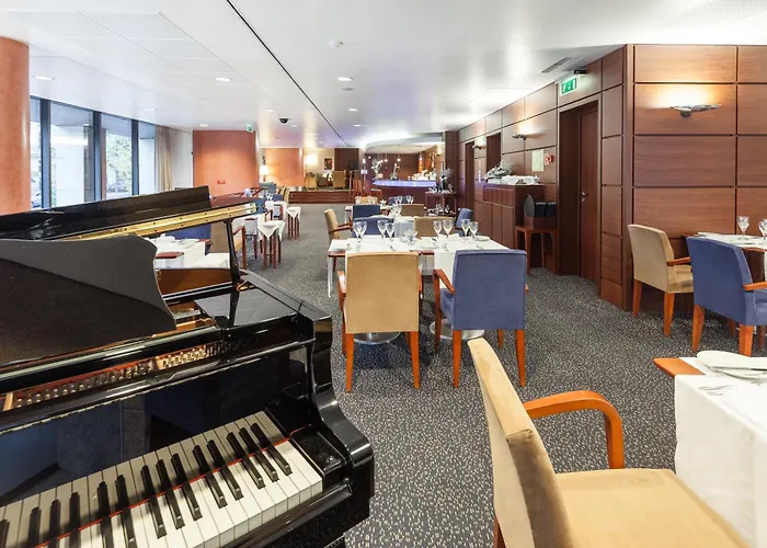 マーキス デ ポンバル ホテル