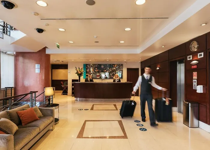 マーキス デ ポンバル 4*