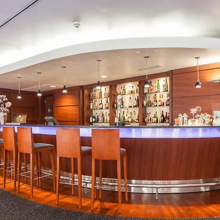Hotel Marques De Pombal 4*