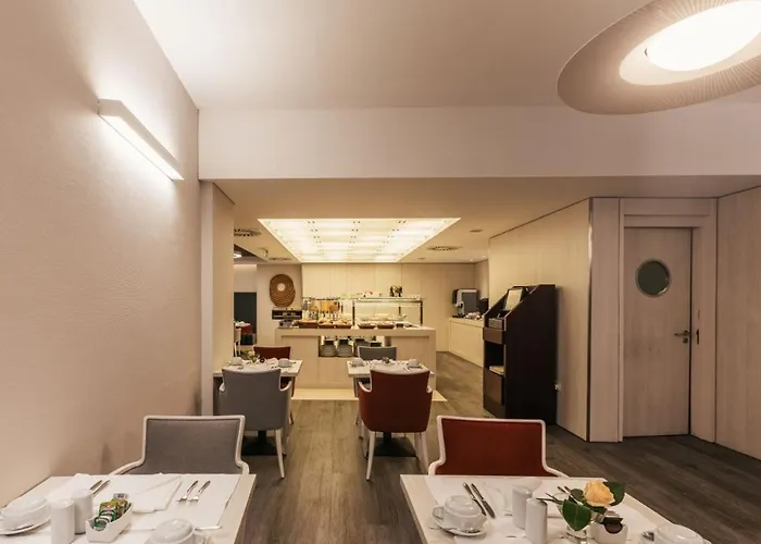 Otel Marques De Pombal 4*