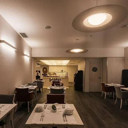 מלון Marques De Pombal